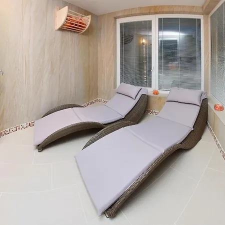 Hotel Lux Hotel Onyx 4*